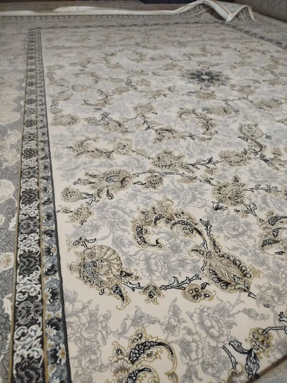 دو عدد فرش ۹ متری طلاکوب  نگین زمرد نونو|فرش|طرهان, |دیوار