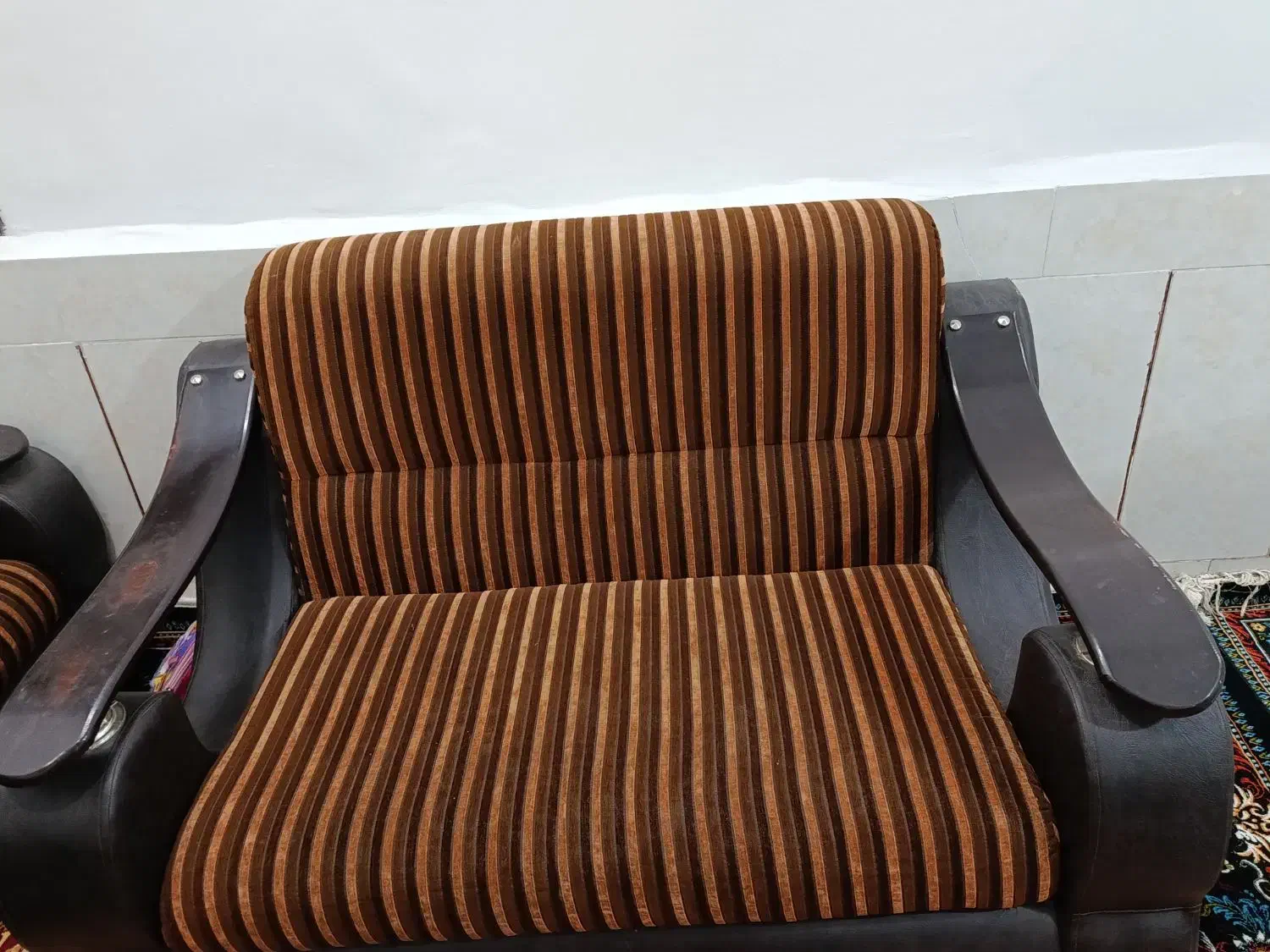 مبل راحتی|مبلمان خانگی و میز عسلی|فلاورجان, |دیوار