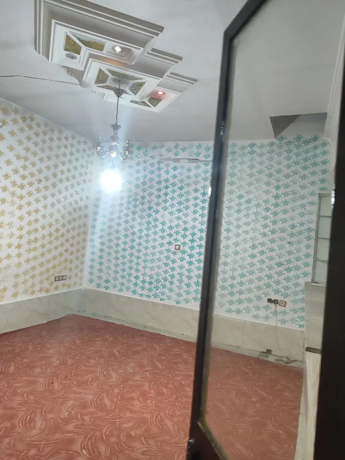 دو طبقه و نیم ویلایی کوچه یک متری اختصاصی|فروش خانه و ویلا|مشهد, رده|دیوار