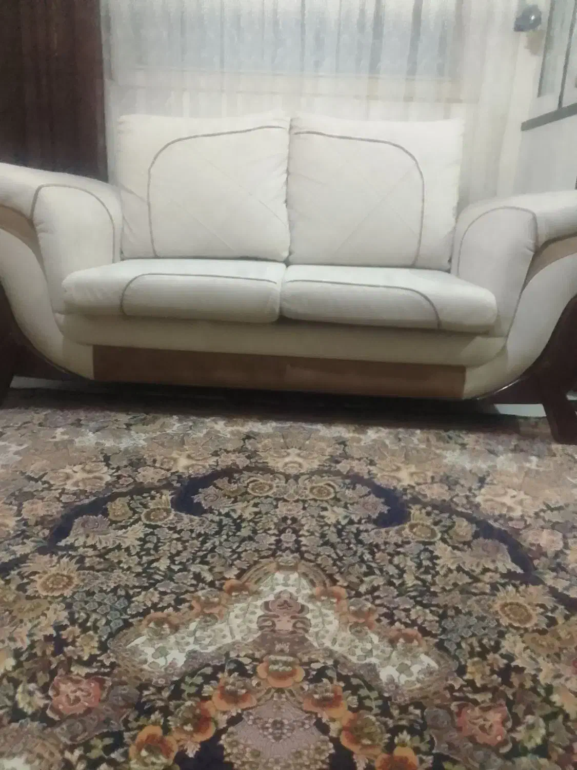 مبل راحتی ۴نفره|مبلمان خانگی و میز عسلی|تهران, امام خمینی|دیوار