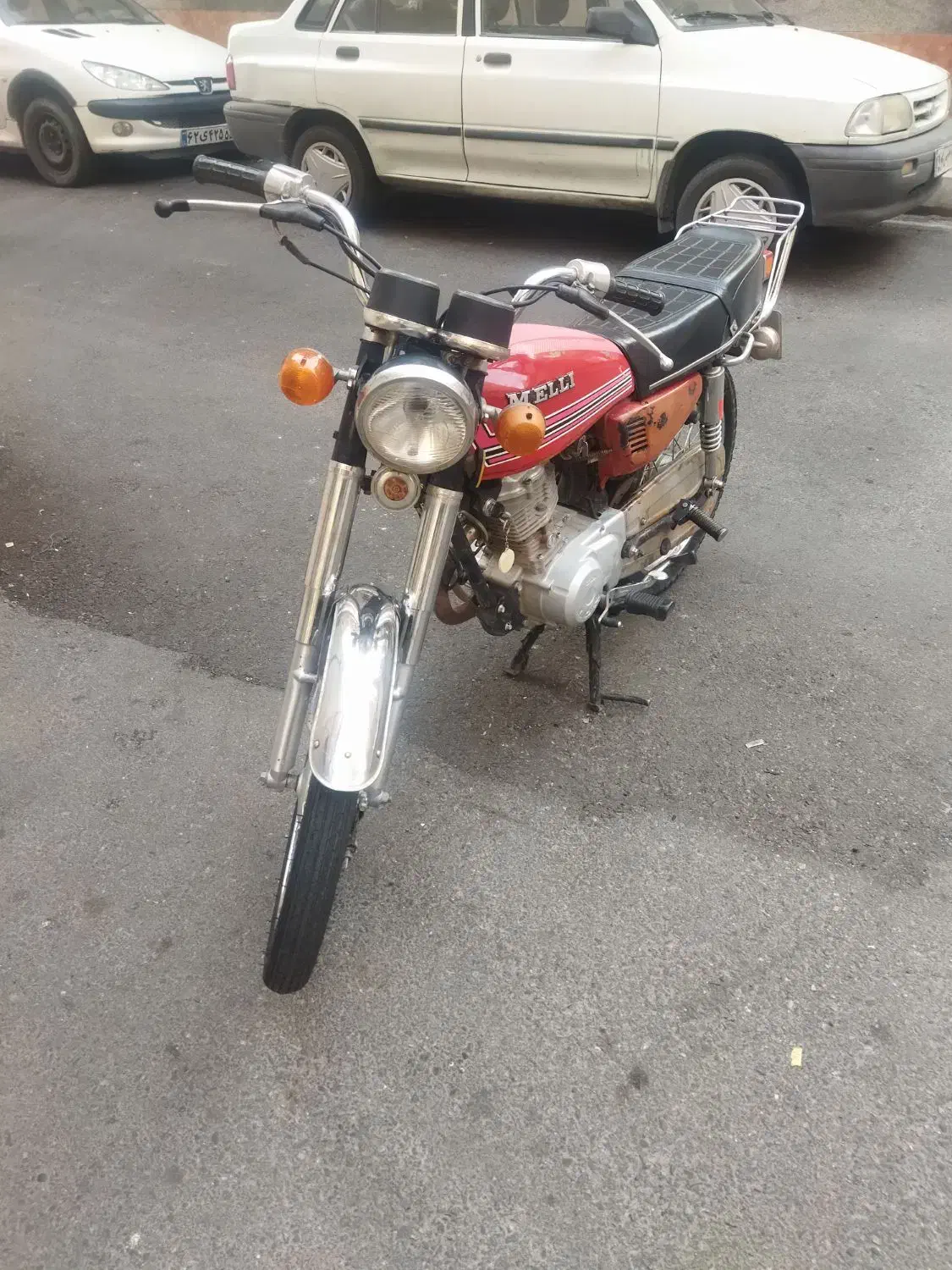 موتورهنداCG|موتورسیکلت|پرند, فاز ۶|دیوار