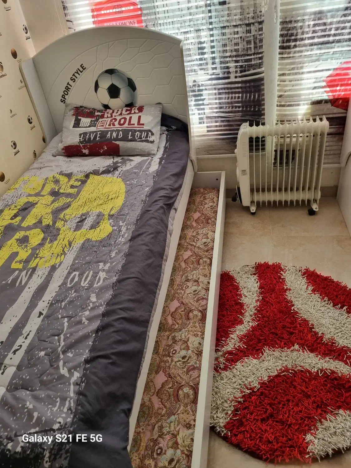 دو تخت یکنفره ومیز|تخت و سرویس خواب|ایلام, |دیوار