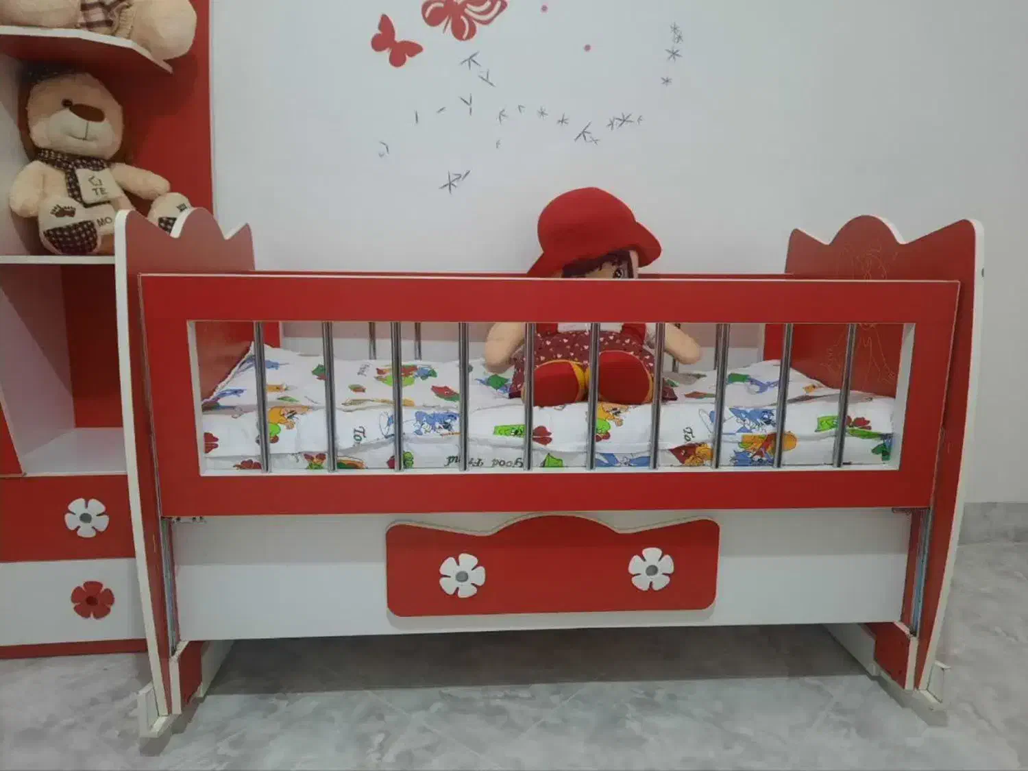 تخت کودک|تخت و صندلی بچه|بیرجند, |دیوار