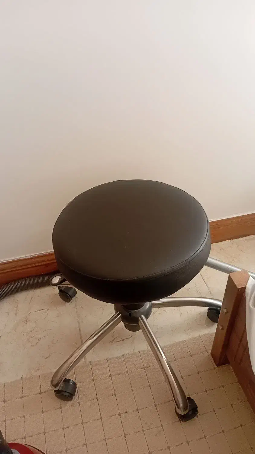 صندلی گرد جک دار وصندلی جلو اپن|صندلی و نیمکت|بروجرد, |دیوار