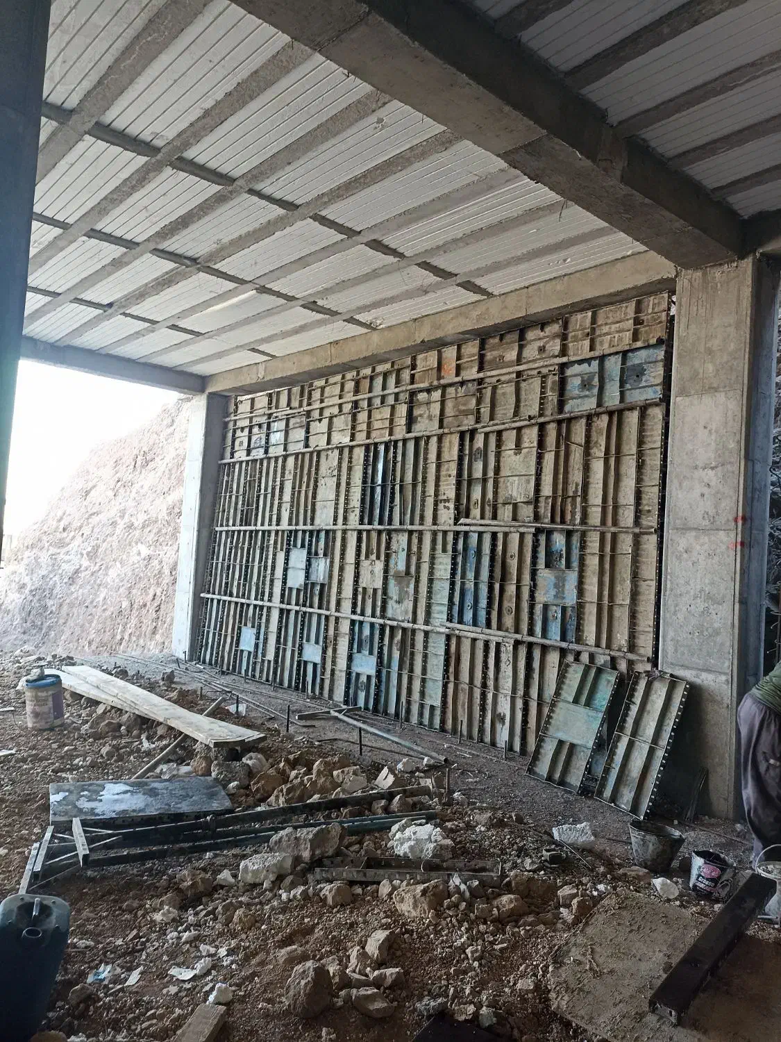 اجازه ای همه نوع قالب بتنی و جک سه متری و چهار|خدمات پیشه و مهارت|بومهن, |دیوار