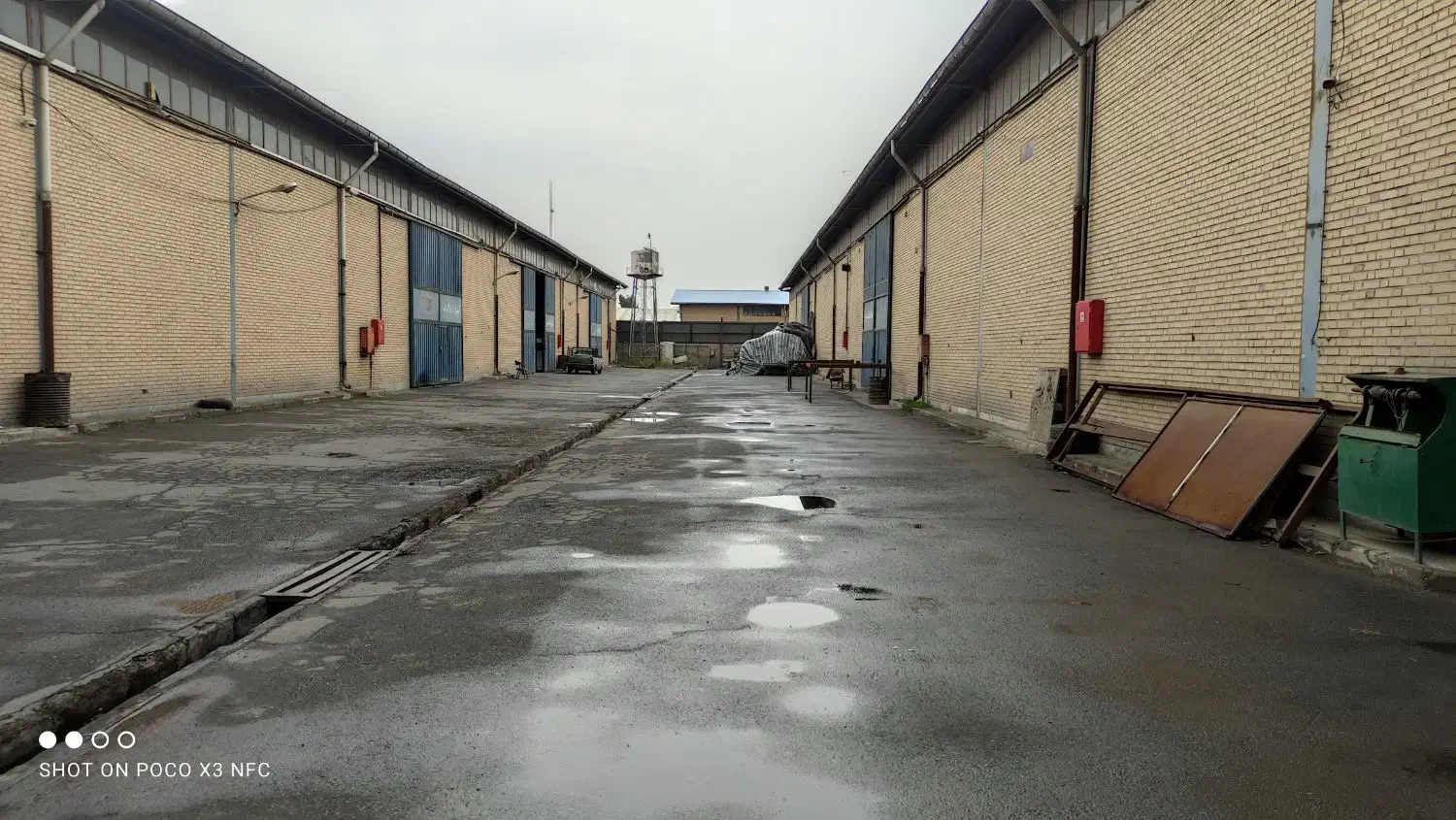 انبار عمومی ، سوله ، سالن دربست|اجارهٔ دفتر صنعتی، کشاورزی، تجاری|کهریزک, |دیوار