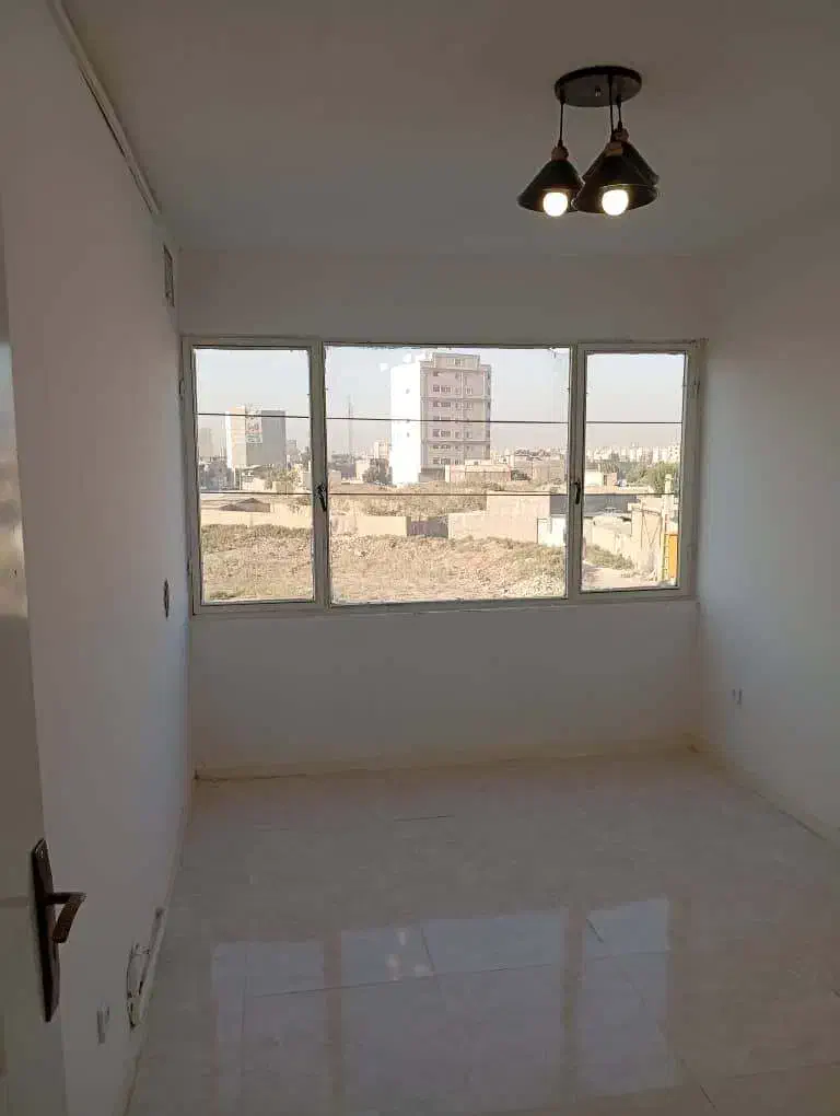 فروش واحد 52متری باز سازی شده|فروش آپارتمان|قرچک, مجتمع گلشهر|دیوار