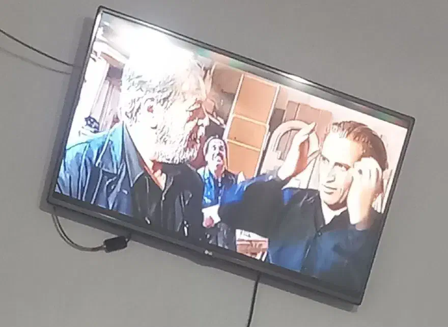 تلویزیون LG|تلویزیون و پروژکتور|سنقر, |دیوار