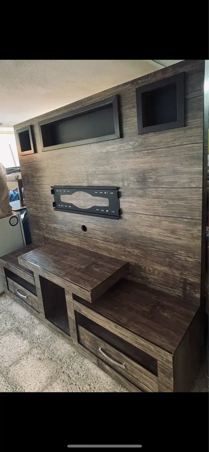 میز تلویزیون دکور دار ام دی اف در حد نو و شیک|میز تلویزیون|گنبد کاووس, |دیوار