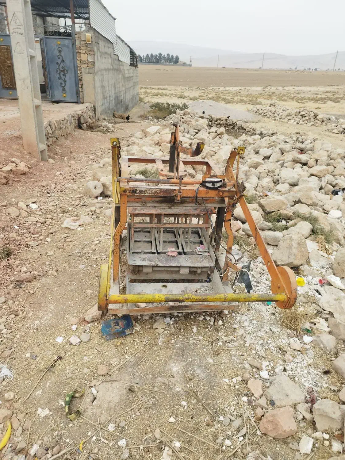 بلوک زن|ابزارآلات|رومشکان, |دیوار