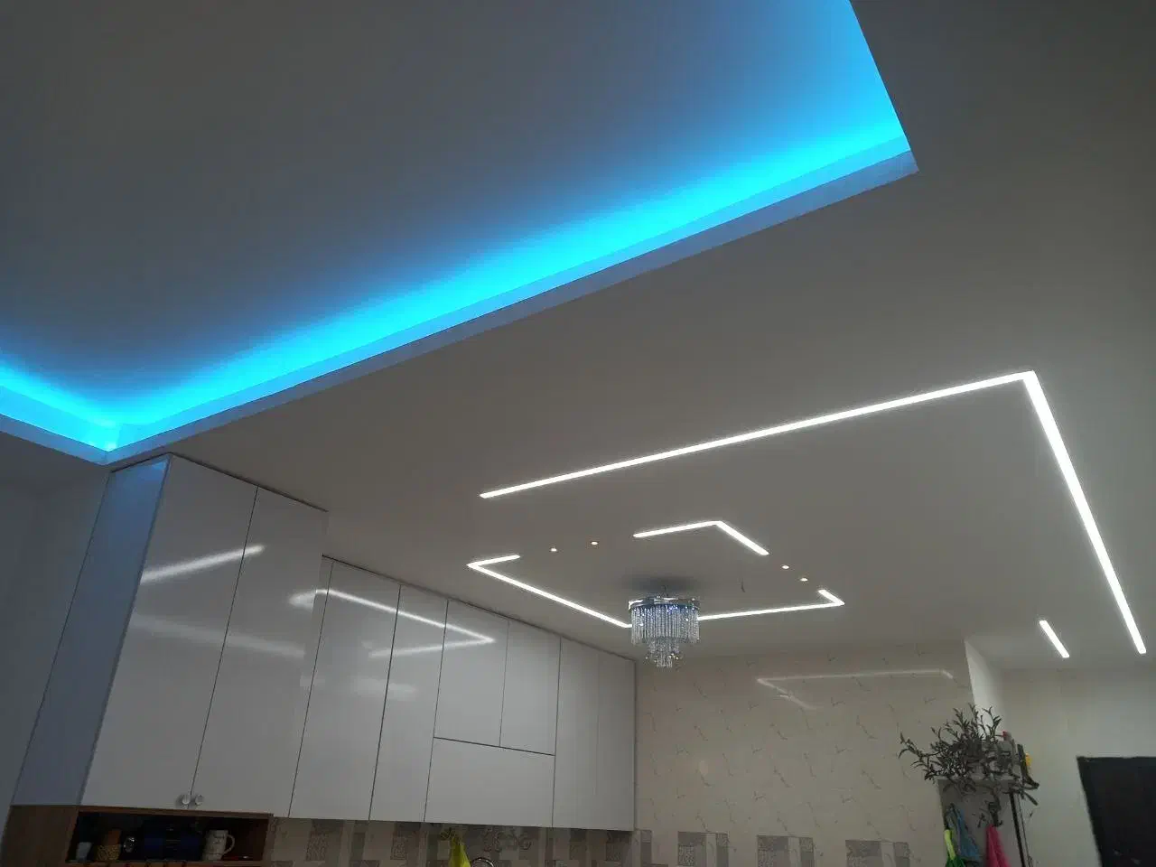 اجرای حرفه ایی کناف ، لکه گیری و گچ کاری|خدمات پیشه و مهارت|کرمانشاه, |دیوار