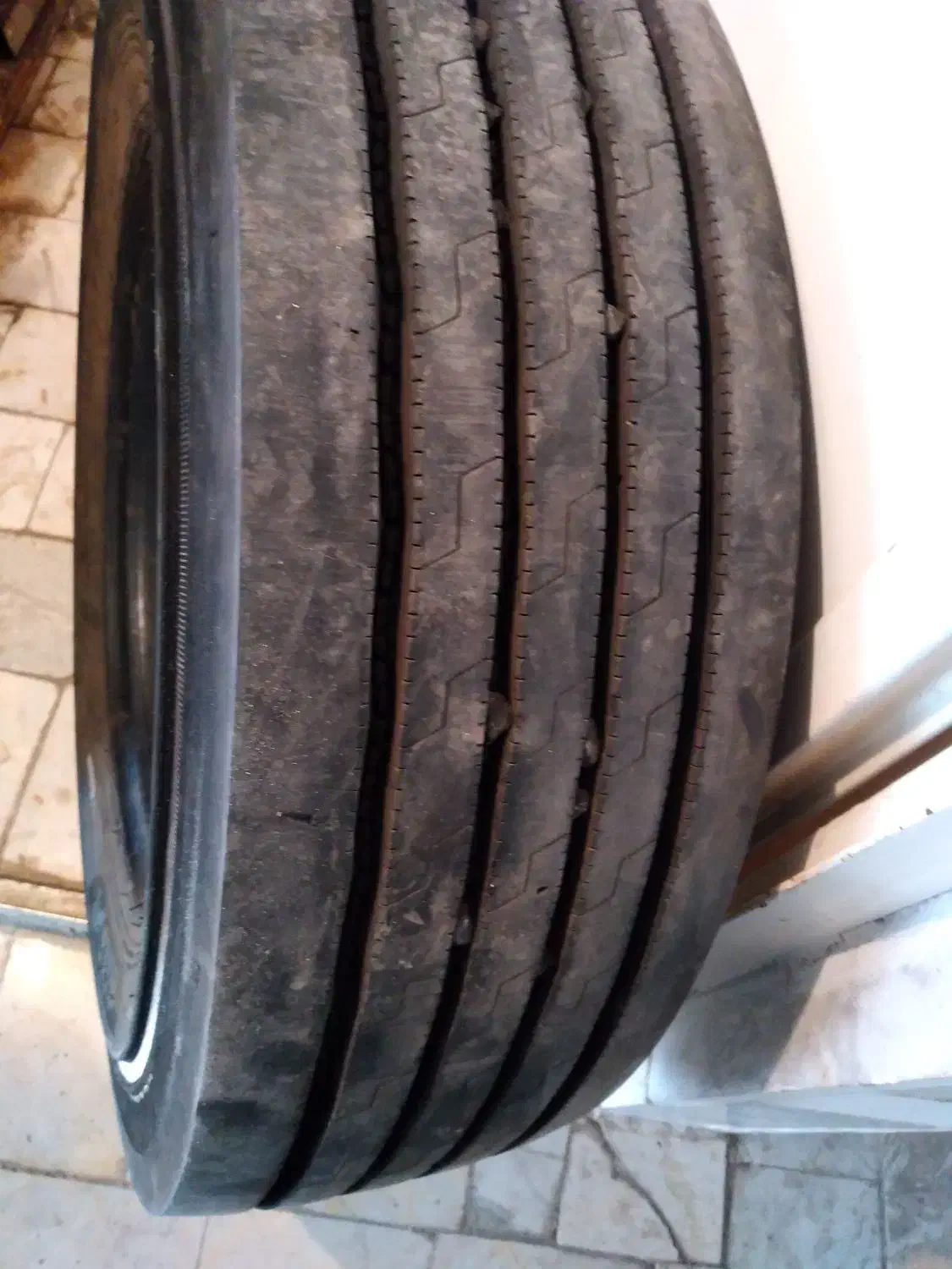 لاستیک جی تی ایسوزو نیسان|خودرو سنگین|قزوین, |دیوار