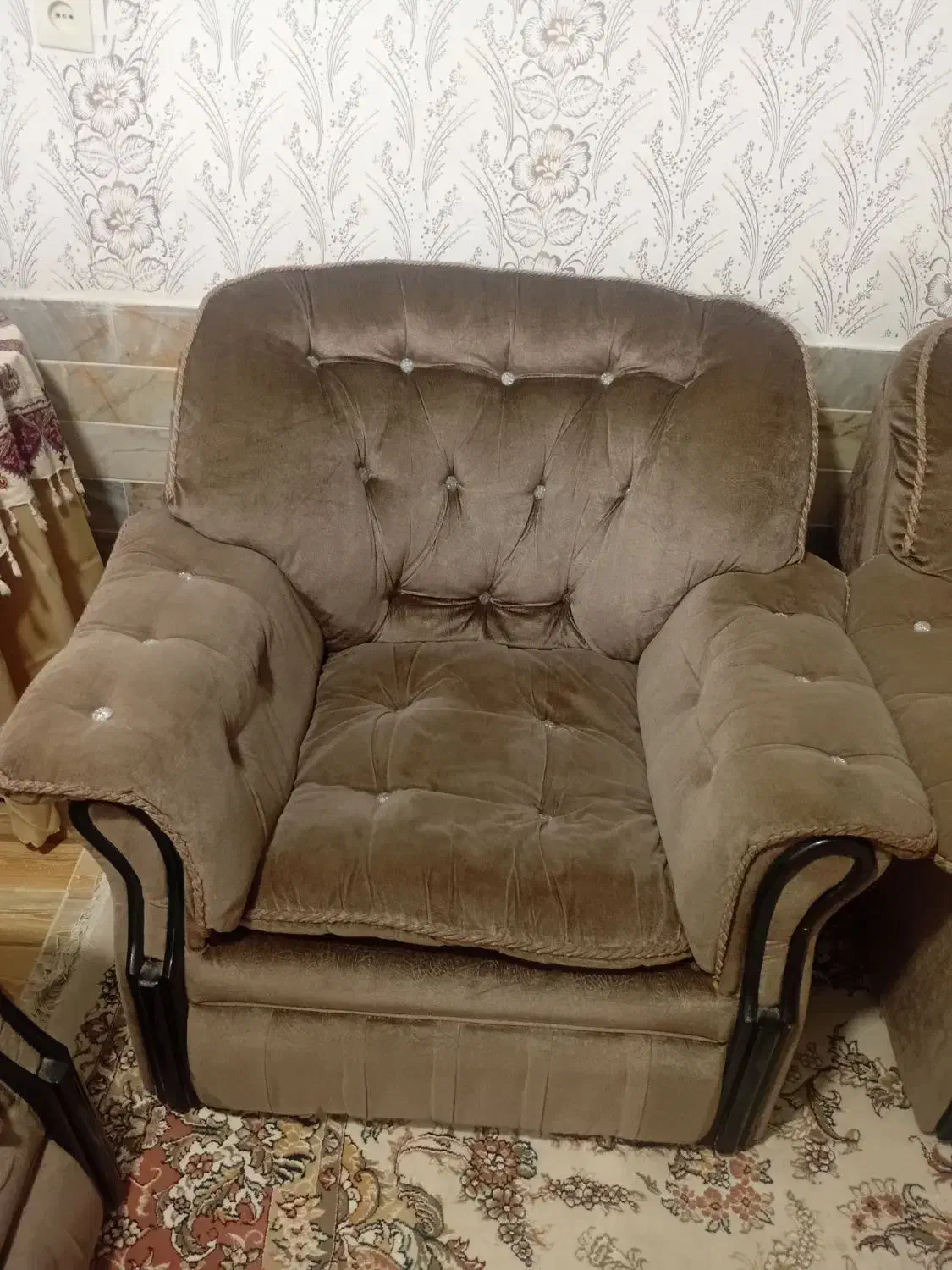 مبلمان هفت نفره|مبلمان خانگی و میز عسلی|گالیکش, |دیوار