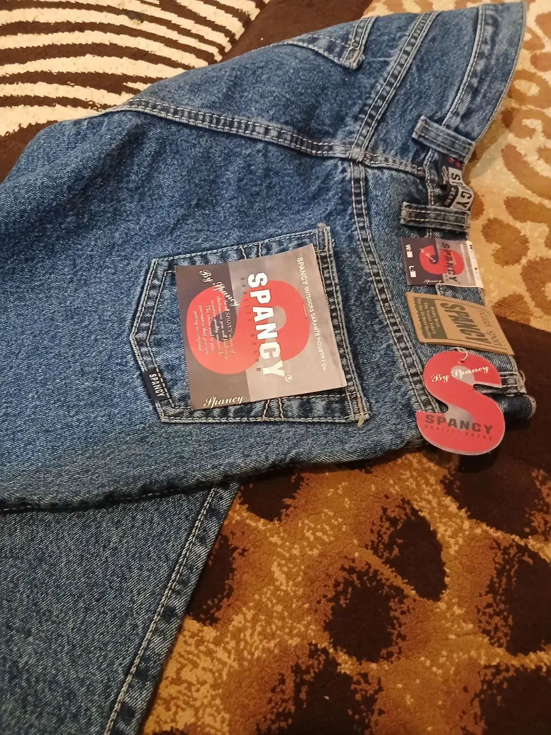 شلوار لی|لباس|اهواز, منبع اب|دیوار