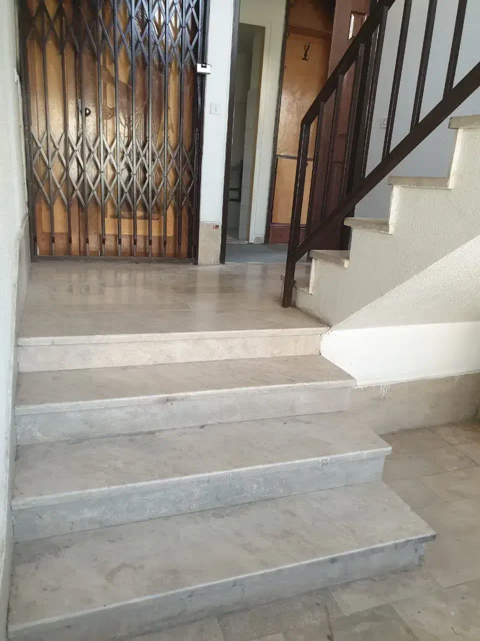 ۱۰۰ متری دو خوابه همکف رهن کامل۴۰۰|اجارهٔ آپارتمان|فولادشهر, B6|دیوار