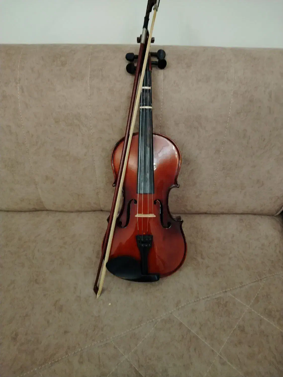 ویولن هافنر درحد نو 4/4|ویولن|شهریار, شهرک امیریه|دیوار