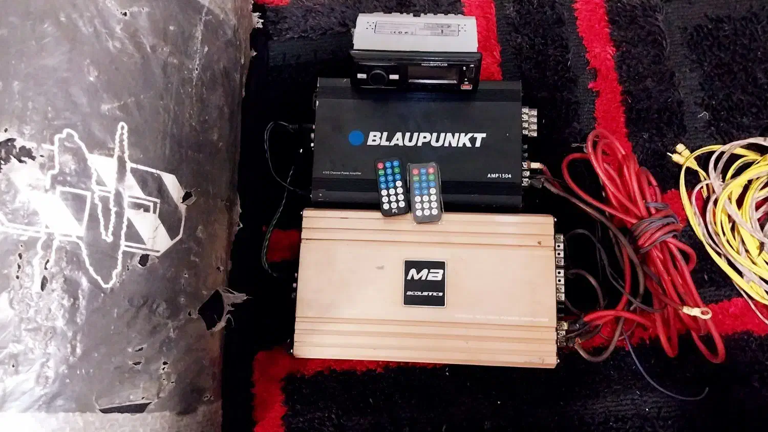 سیستم فوق حرفه ای|صوتی و تصویری|بم, |دیوار