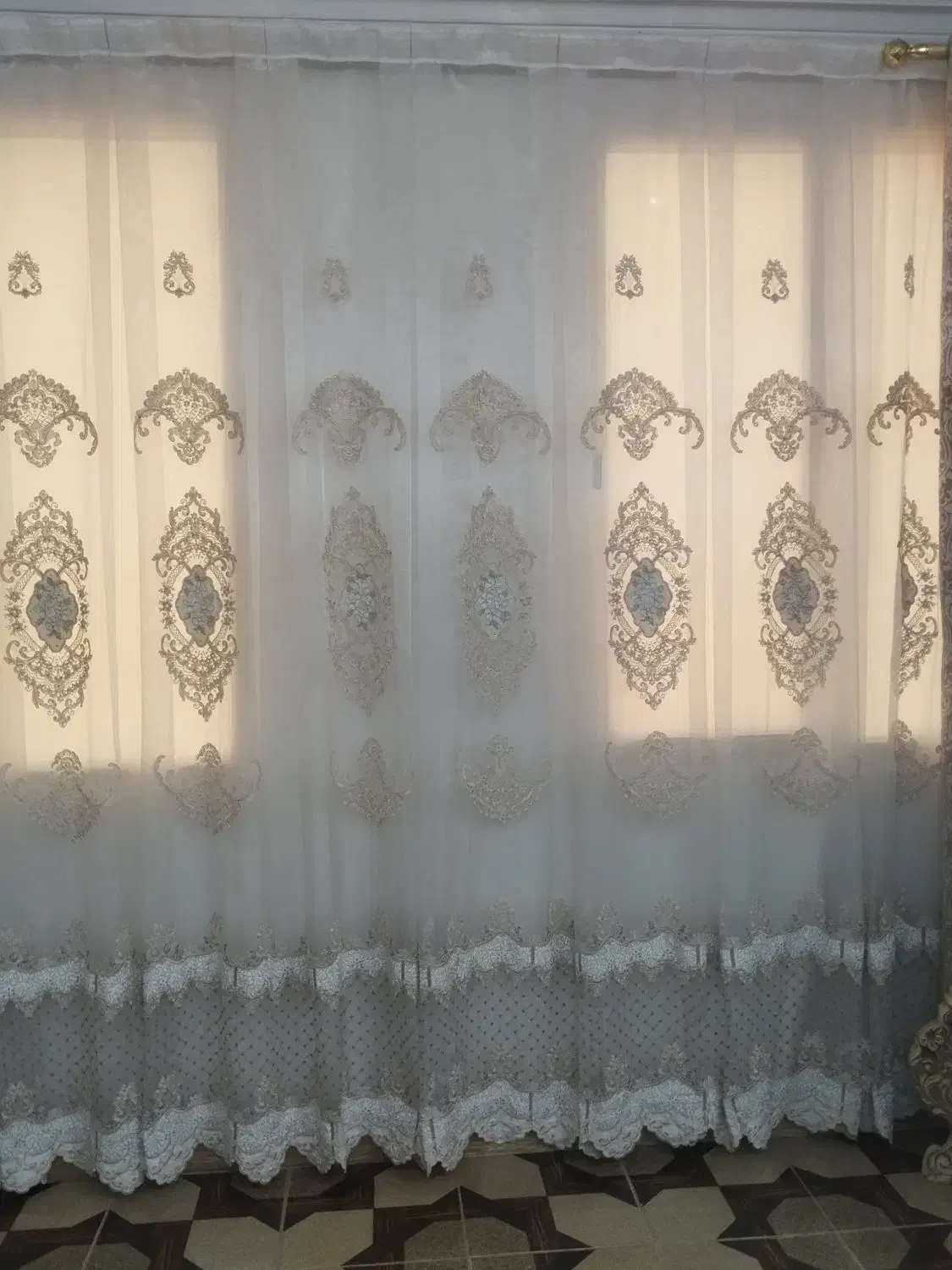 پرده پزیرایی|پرده، رانر، رومیزی|رباطکریم, شترخوار|دیوار