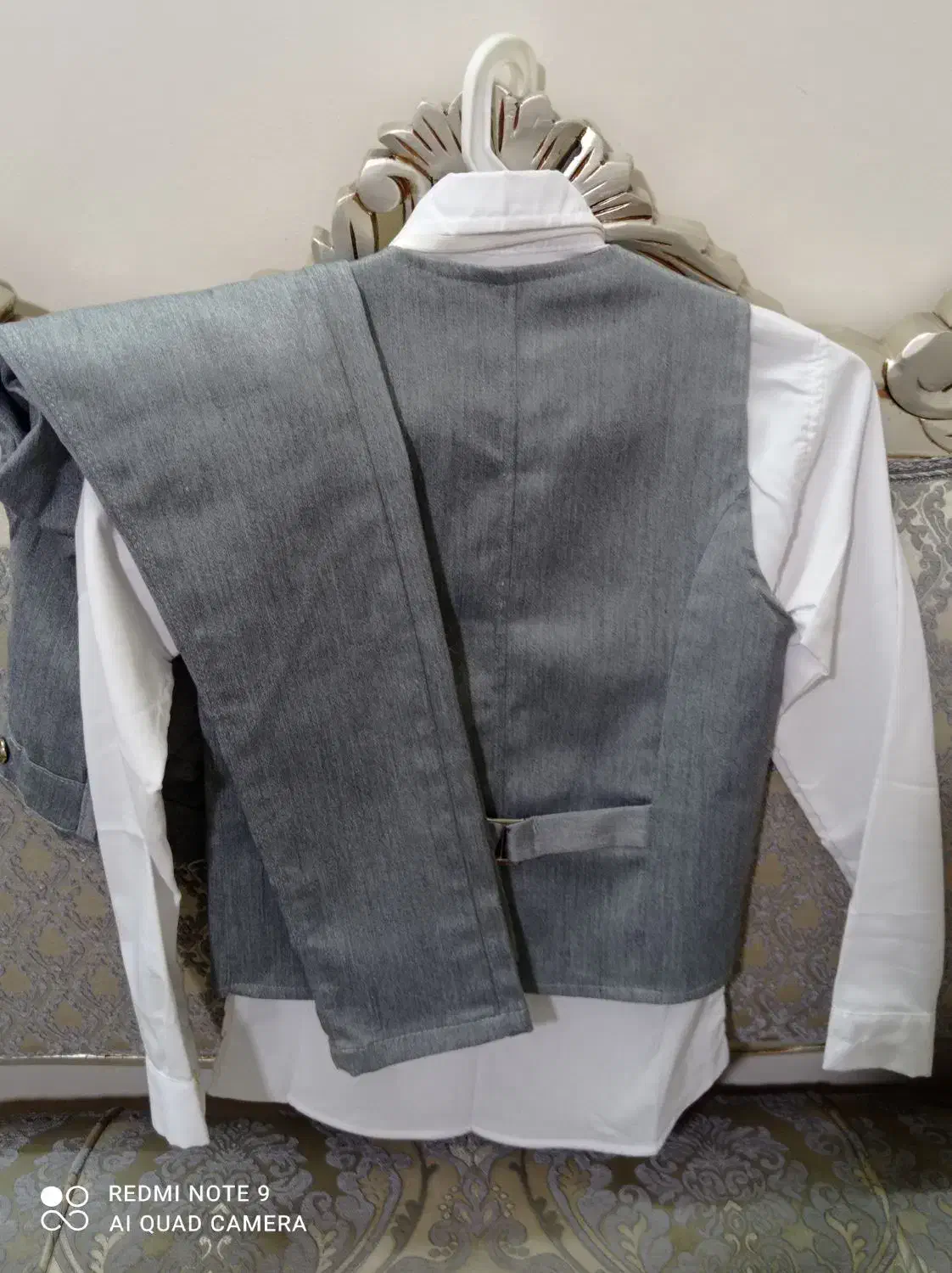 جلیقه و شلوار|لباس|باغستان, |دیوار