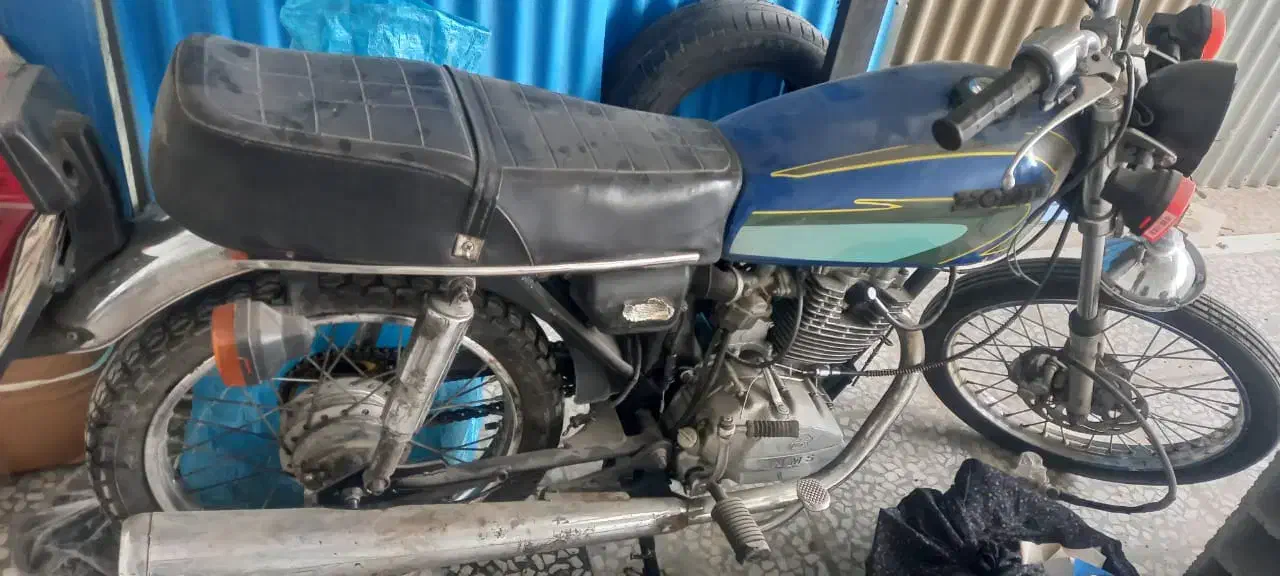 هندا۱۵۰|موتورسیکلت|پرند, فاز ۳|دیوار