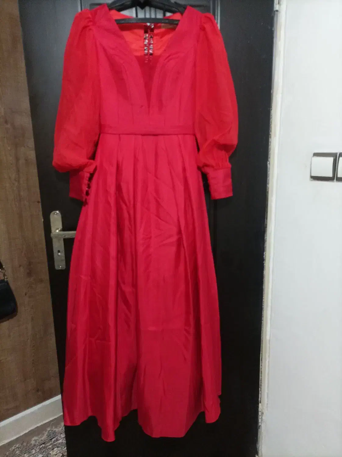 لباس مجلسی|لباس|الوند, |دیوار