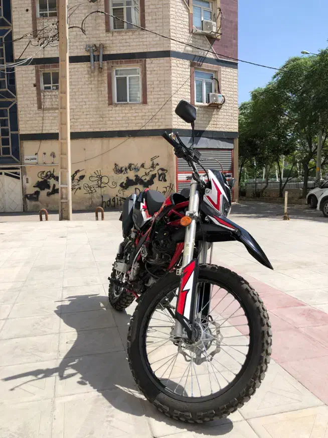 موتور تریل تی فور|موتورسیکلت|خرم‌آباد, |دیوار