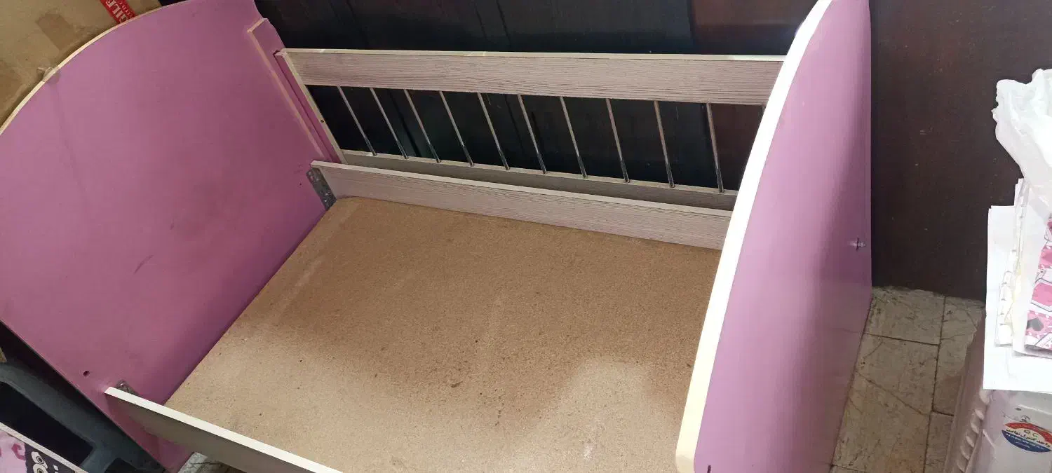 تخت کودک|تخت و صندلی بچه|تهران, تختی|دیوار