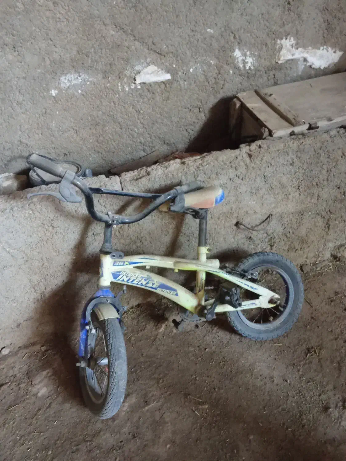 یک عدوچرخه۱۲|دوچرخه، اسکیت، اسکوتر|ملکشاهی, |دیوار