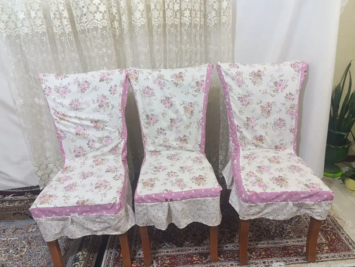 حراج صندلی چوبی در حد نو و تمیز|حراج|بیرجند, |دیوار