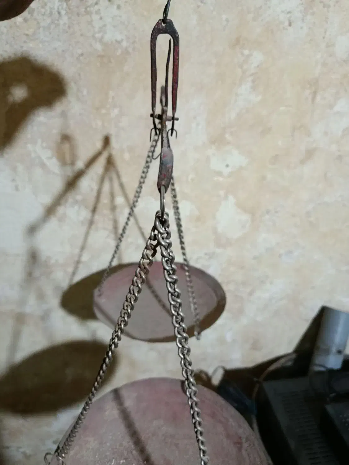 ترازوی قدیمی|کلکسیون اشیاء عتیقه|خمینی‌شهر, |دیوار