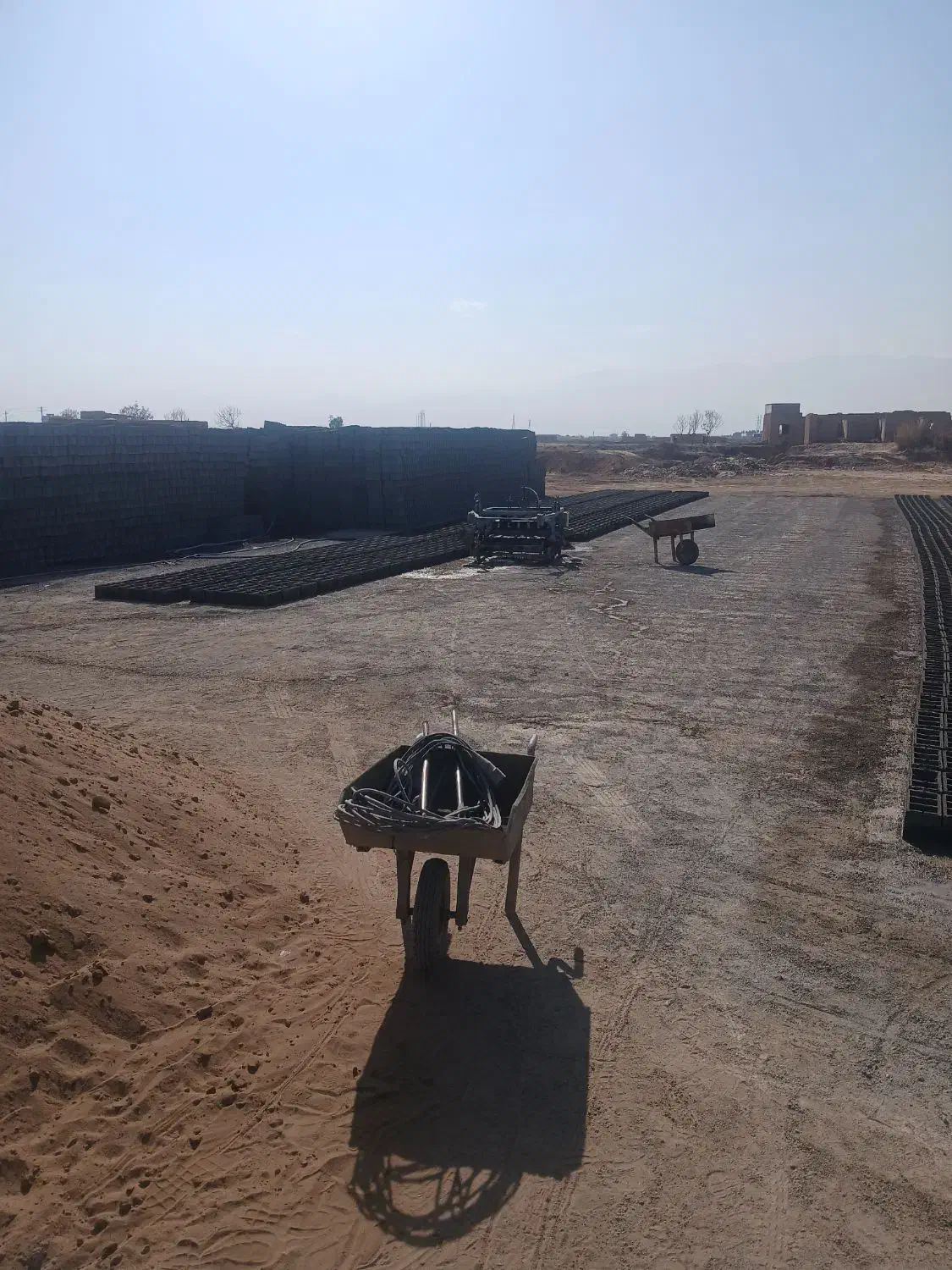 بلوک سیمانی باتخلیه پای کاربدون شکستگی|مصالح و تجهیزات ساختمان|کاشان, قطب راوندی|دیوار