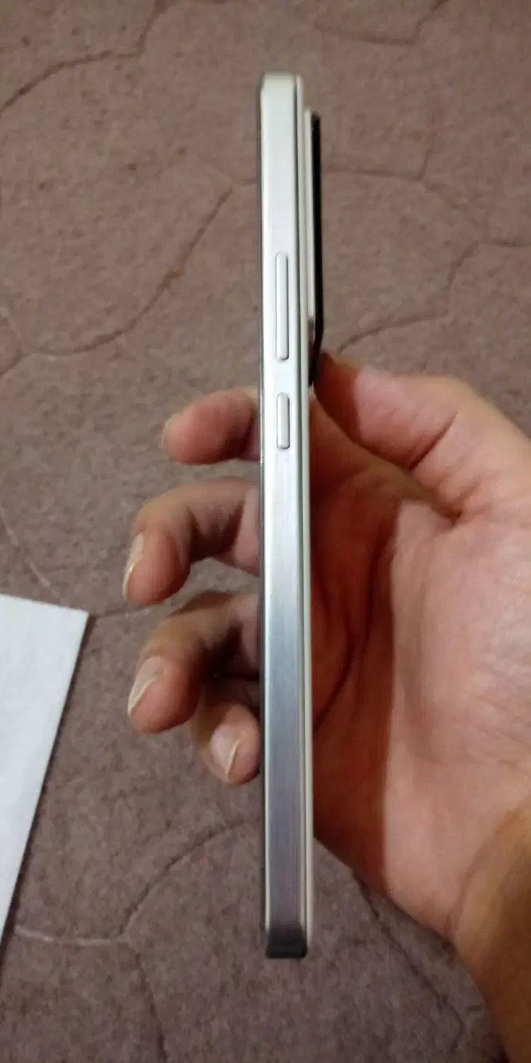 گوشی زیبا و قدرتمند Realme GT7|موبایل|تهران, لاله زار|دیوار