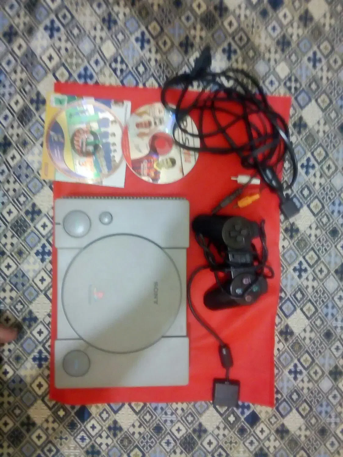 سونی 1- اصل با دسته و لوازم|کنسول، بازی ویدئویی و آنلاین|تهران, شهرک شریعتی|دیوار