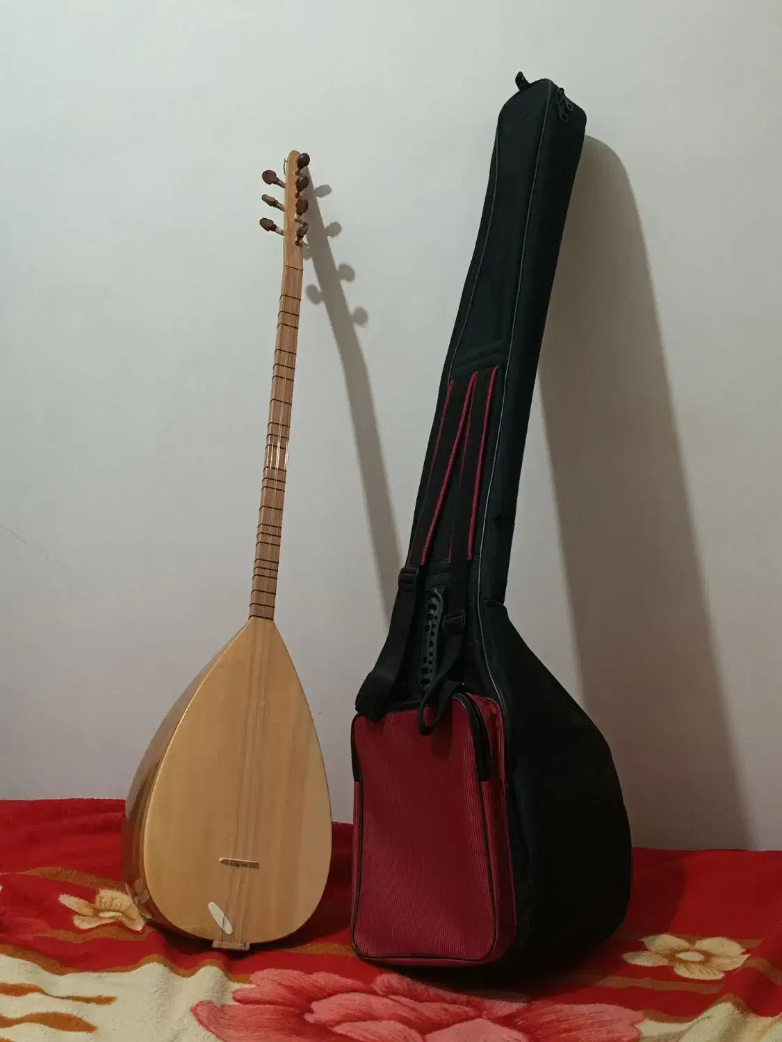 باغلامه هناره|سازهای سنتی|مهاباد (آذربایجان غربی), |دیوار