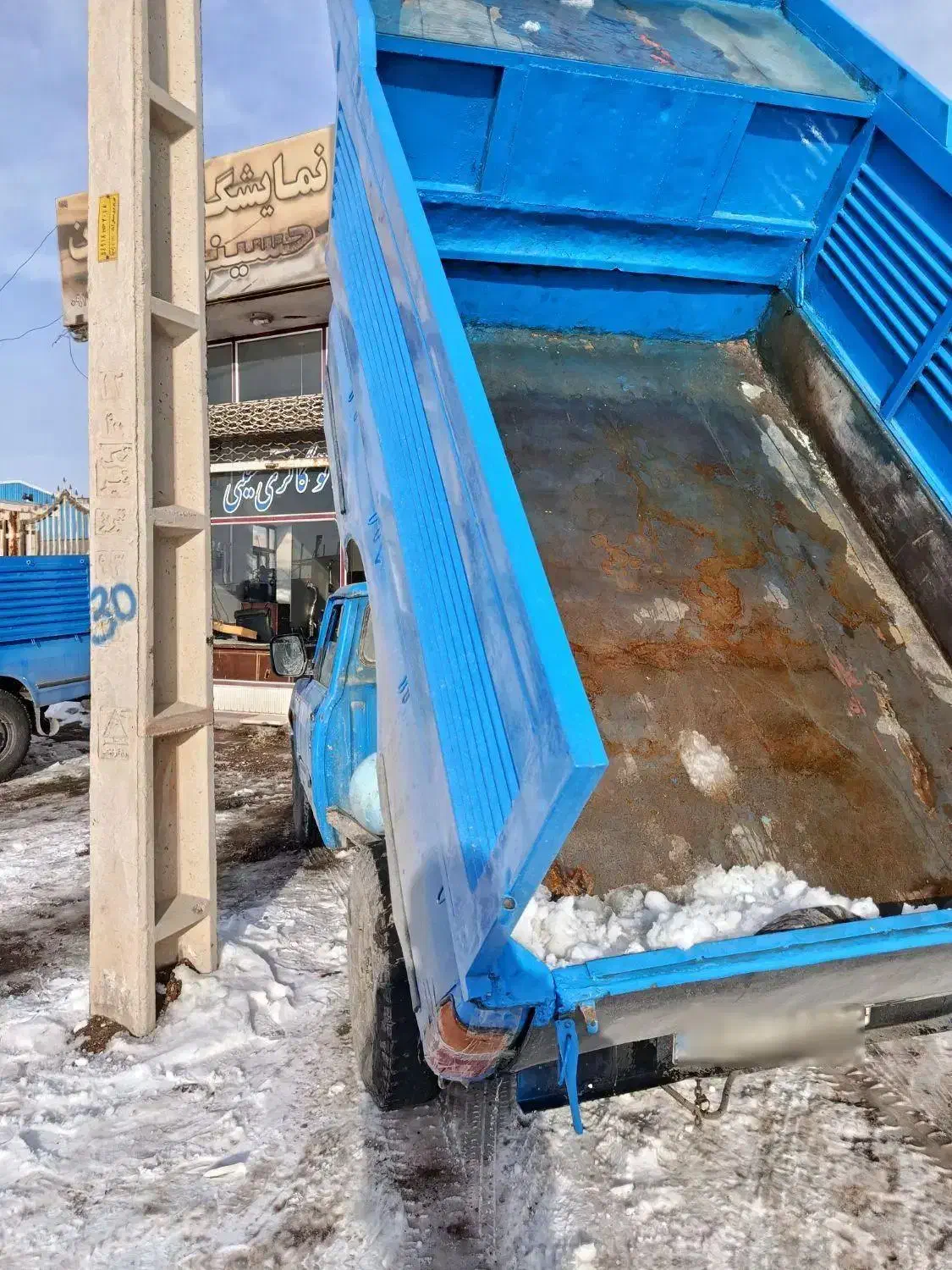 کمپرس نیسان|خودرو سنگین|تیکمه داش, |دیوار