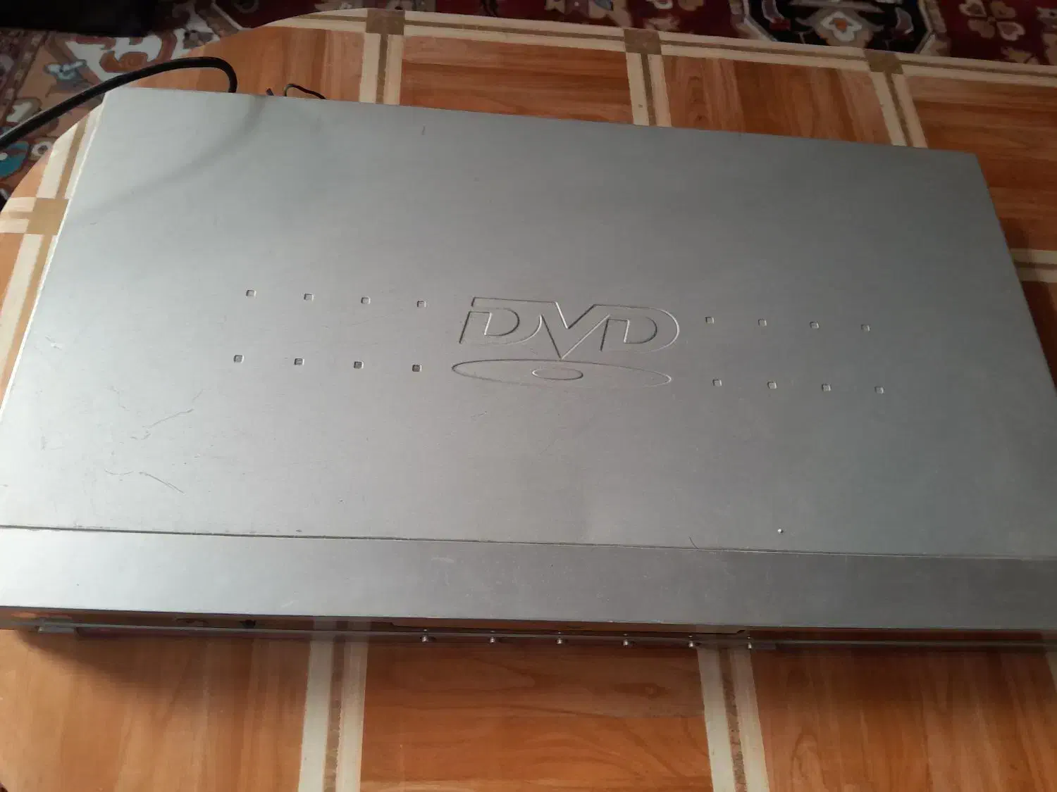 یک دستگاه دیویدی.|پخش‌کننده DVD و ویدیو|تبریز, |دیوار