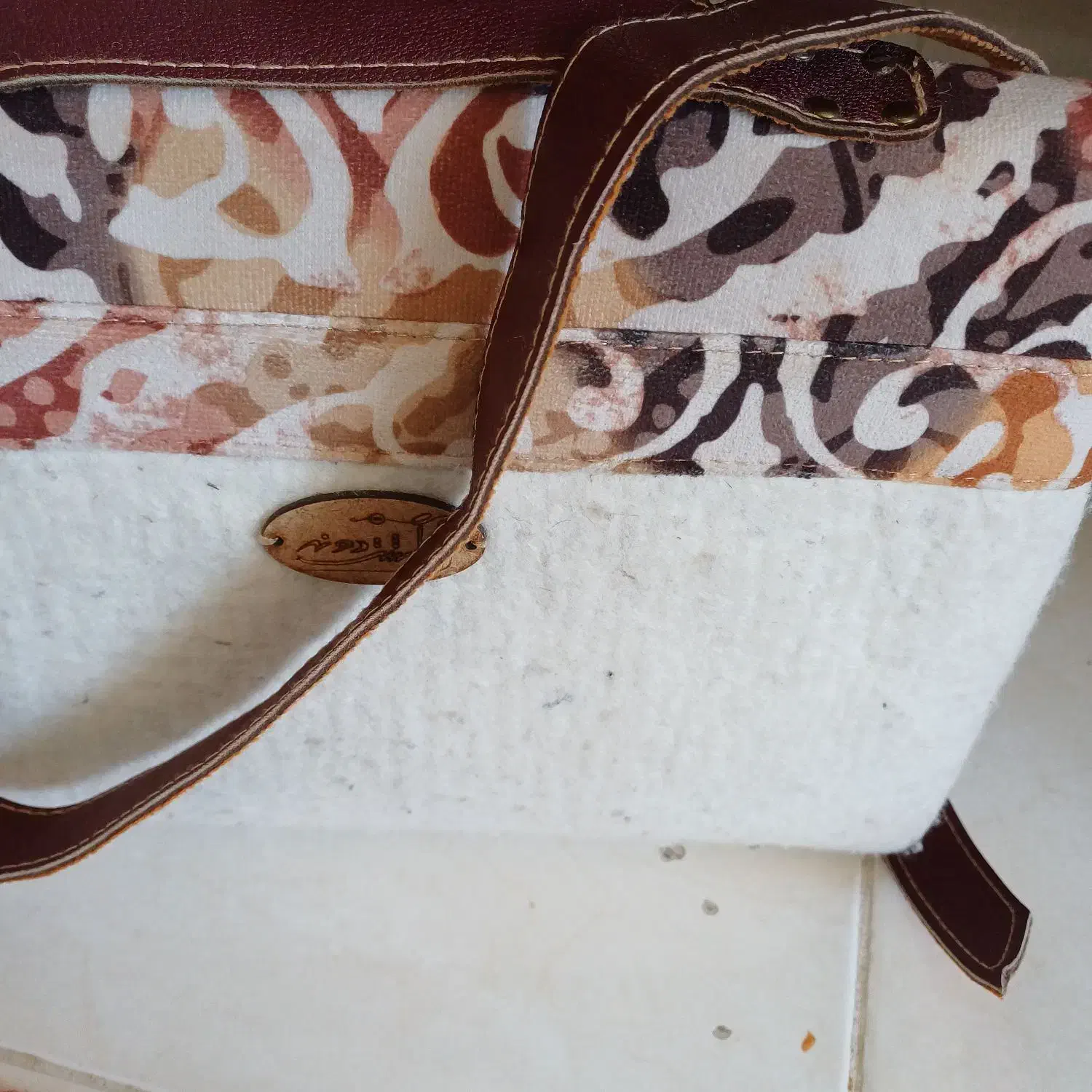 کیف زنانه نمد و چرم|کیف، کفش، کمربند|صدرا-فارس, فاز ۱|دیوار