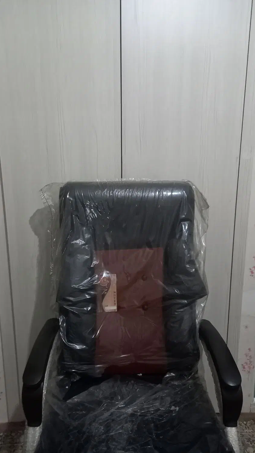 صندلی مدیریتی درحد نو|دفتر کار|مشهد, شهید مطهری|دیوار