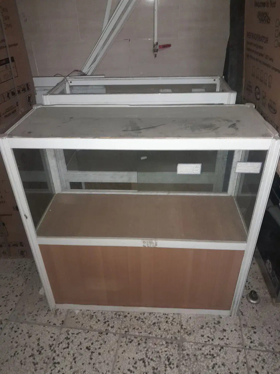 بوفه کوچیک|بوفه، ویترین، کنسول|گرگان, |دیوار