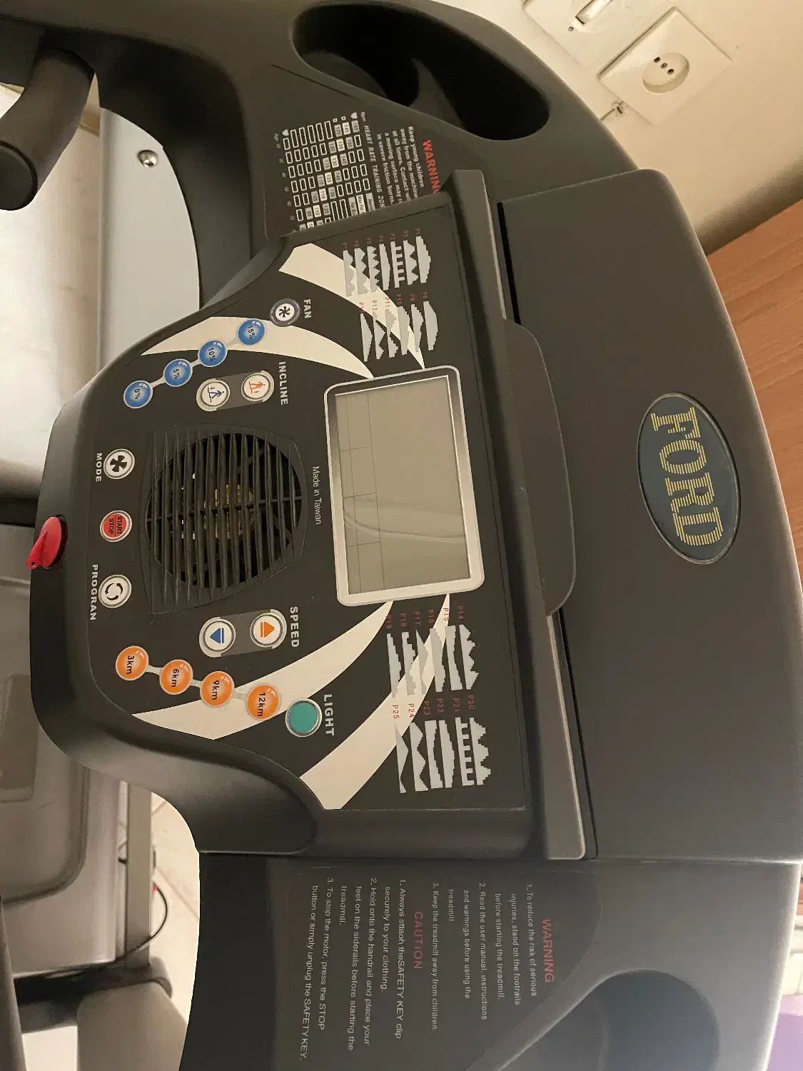 یک عدد تردمیل برند فورد|تجهیزات ورزشی|اصفهان, عباس‌آباد|دیوار