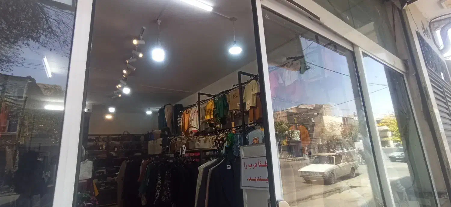 مغازه ۵۰ متر سقف بلند مناسب هر شغلی(قابل تبدیل)|اجارهٔ مغازه و غرفه|مشهد, ایثارگران|دیوار