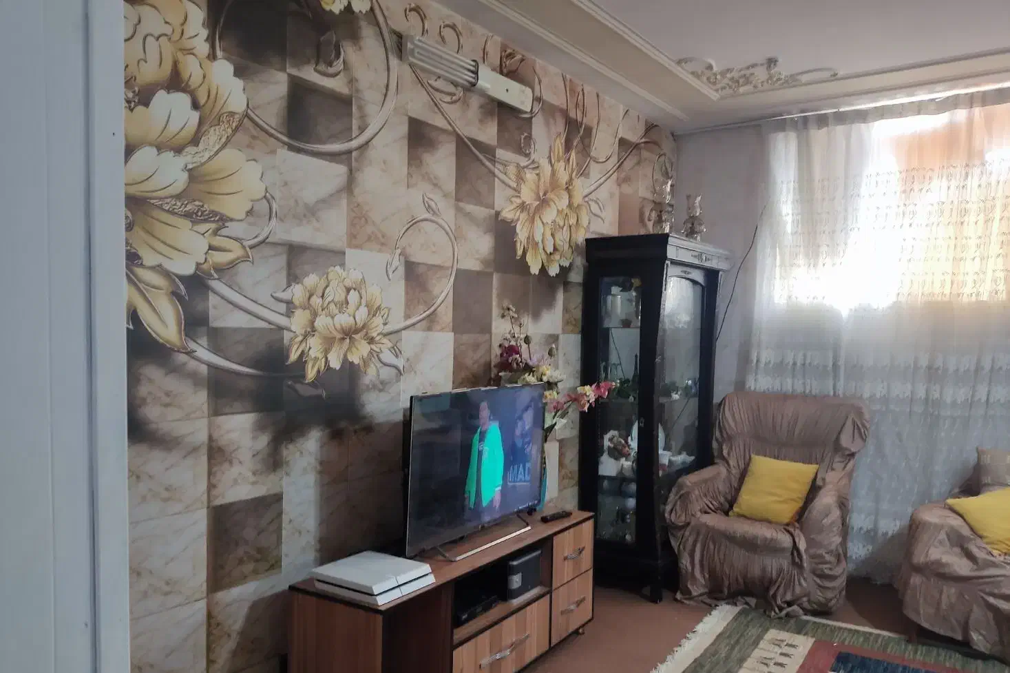 رهن کامل آپارتمان دو خواب خ بابونه رو برو پارک|اجارهٔ آپارتمان|کازرون, |دیوار