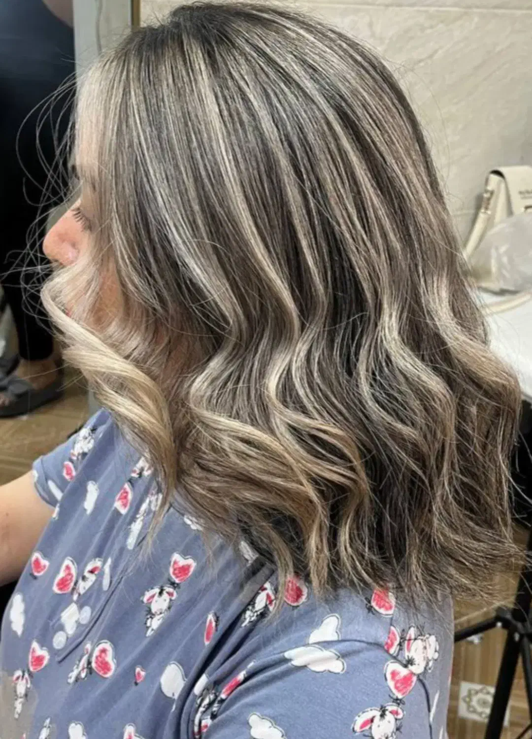 تخفیف ویژه شینون .کاشتمژه . رنگ و لایت ..ناخن|خدمات آرایشگری و زیبایی|کرج, اتحاد|دیوار