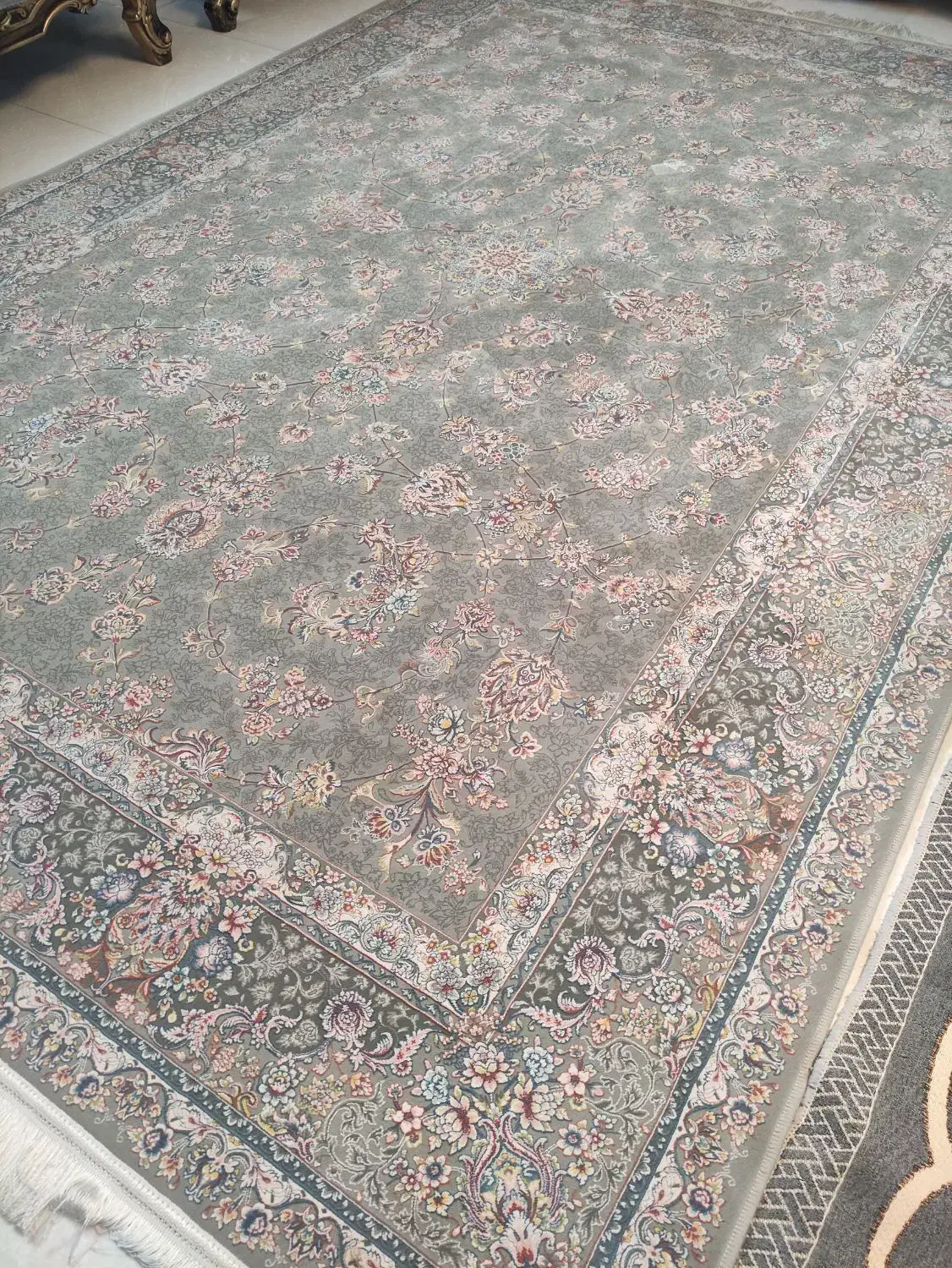 دو عددفرش 6 متری و یک عدد فرش یک در یک و نیم|فرش|شاهینشهر, عطار|دیوار