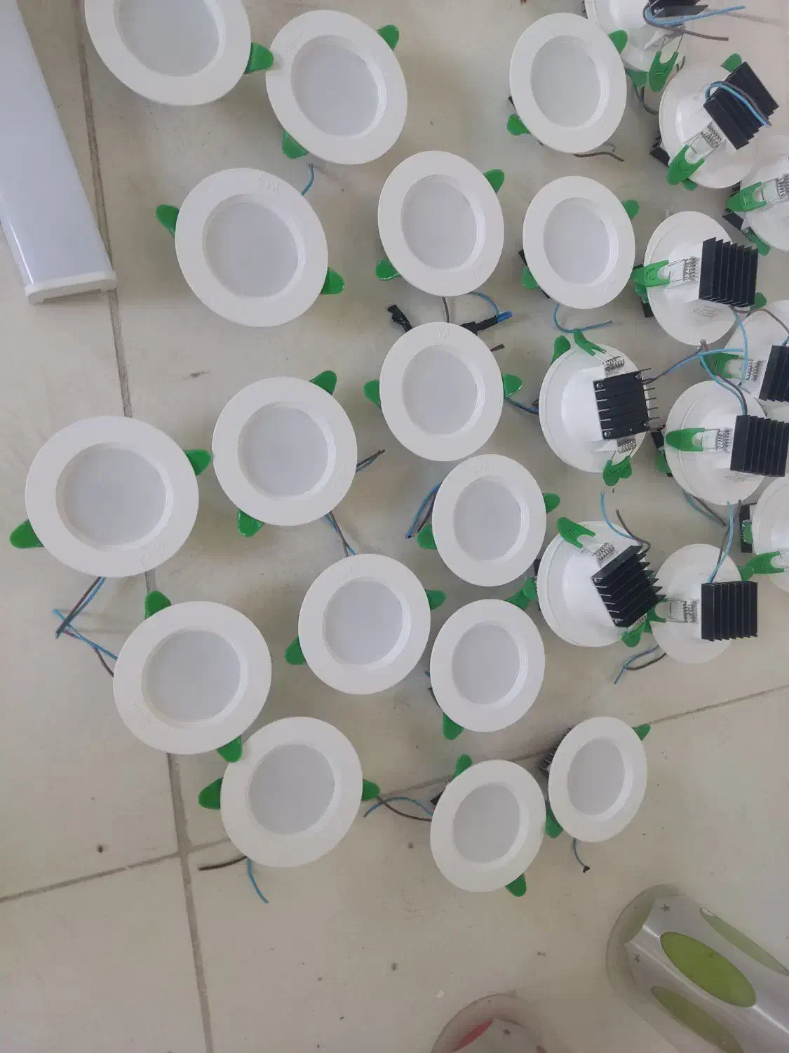 هالوژن روشنایی|لامپ و چراغ|سنندج, |دیوار