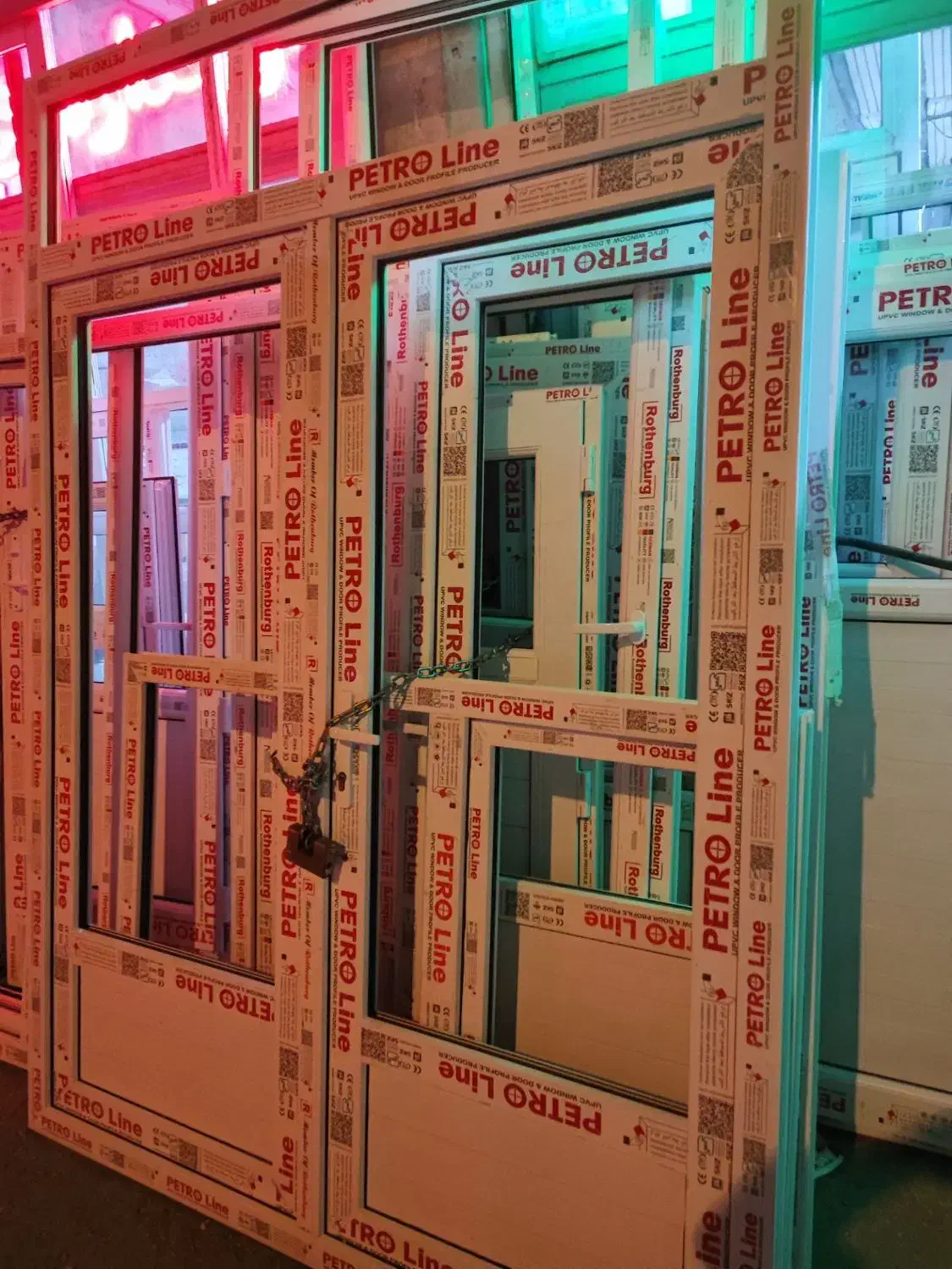 تولید درب و پنجره یو پی وی سی|مصالح و تجهیزات ساختمان|قیدار, |دیوار