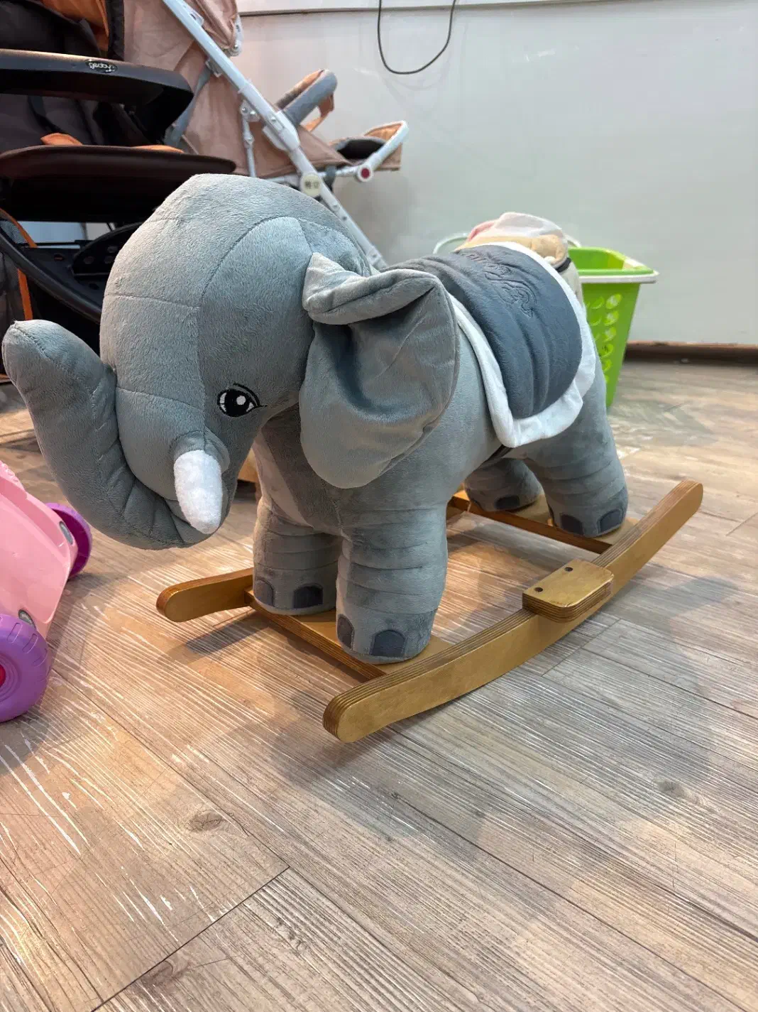 راکر فیل کودکی سیسمونی|اسباب و اثاث بچه|قم, بنیاد|دیوار