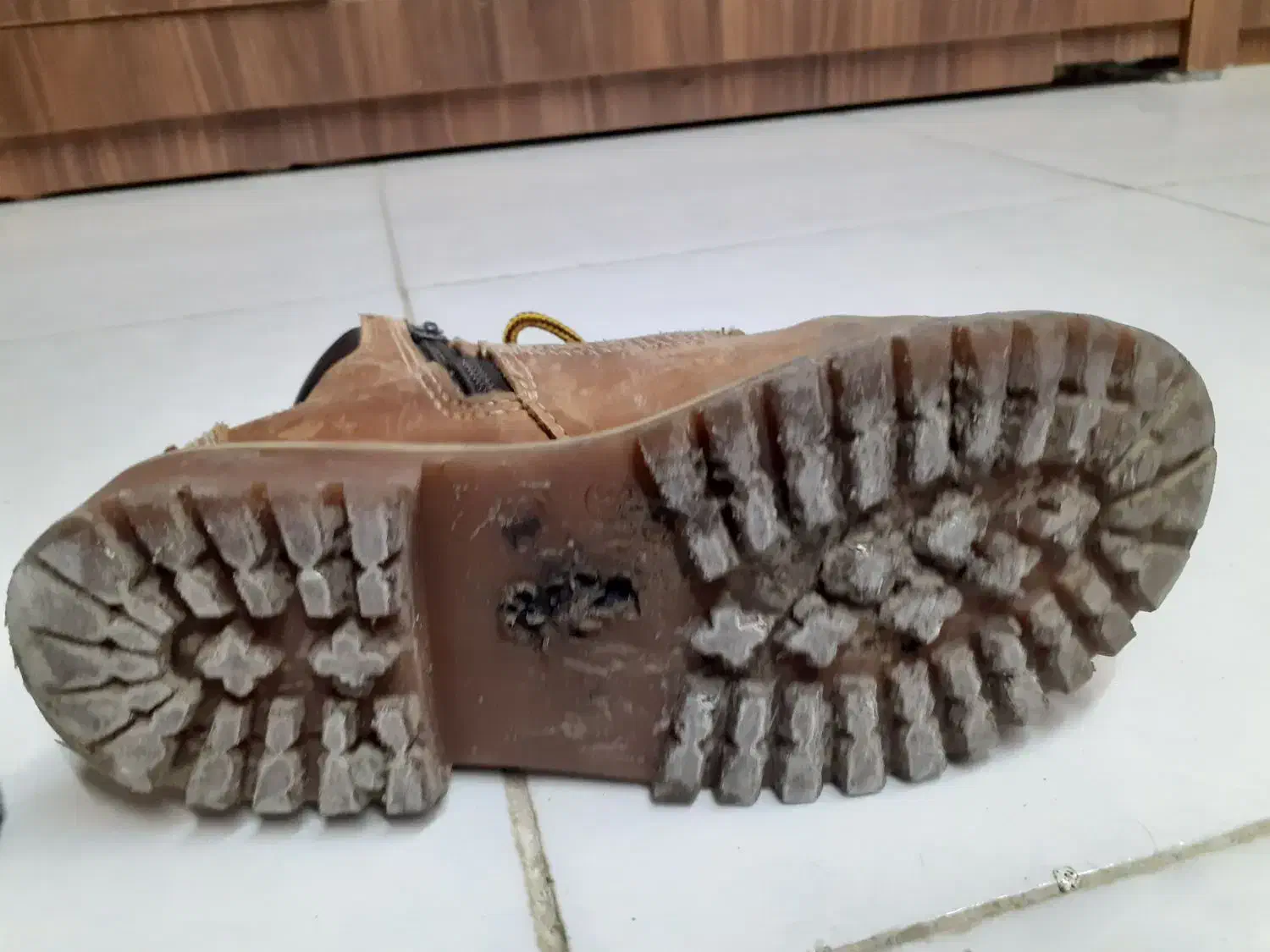 کفش کوهنوردی|کیف، کفش، کمربند|پردیس, فاز ۸|دیوار