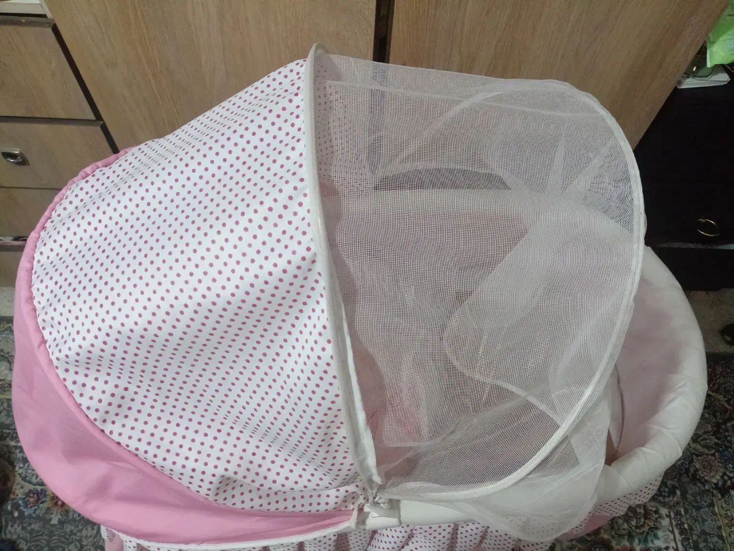 گهواره|تخت و صندلی بچه|برخوار, |دیوار