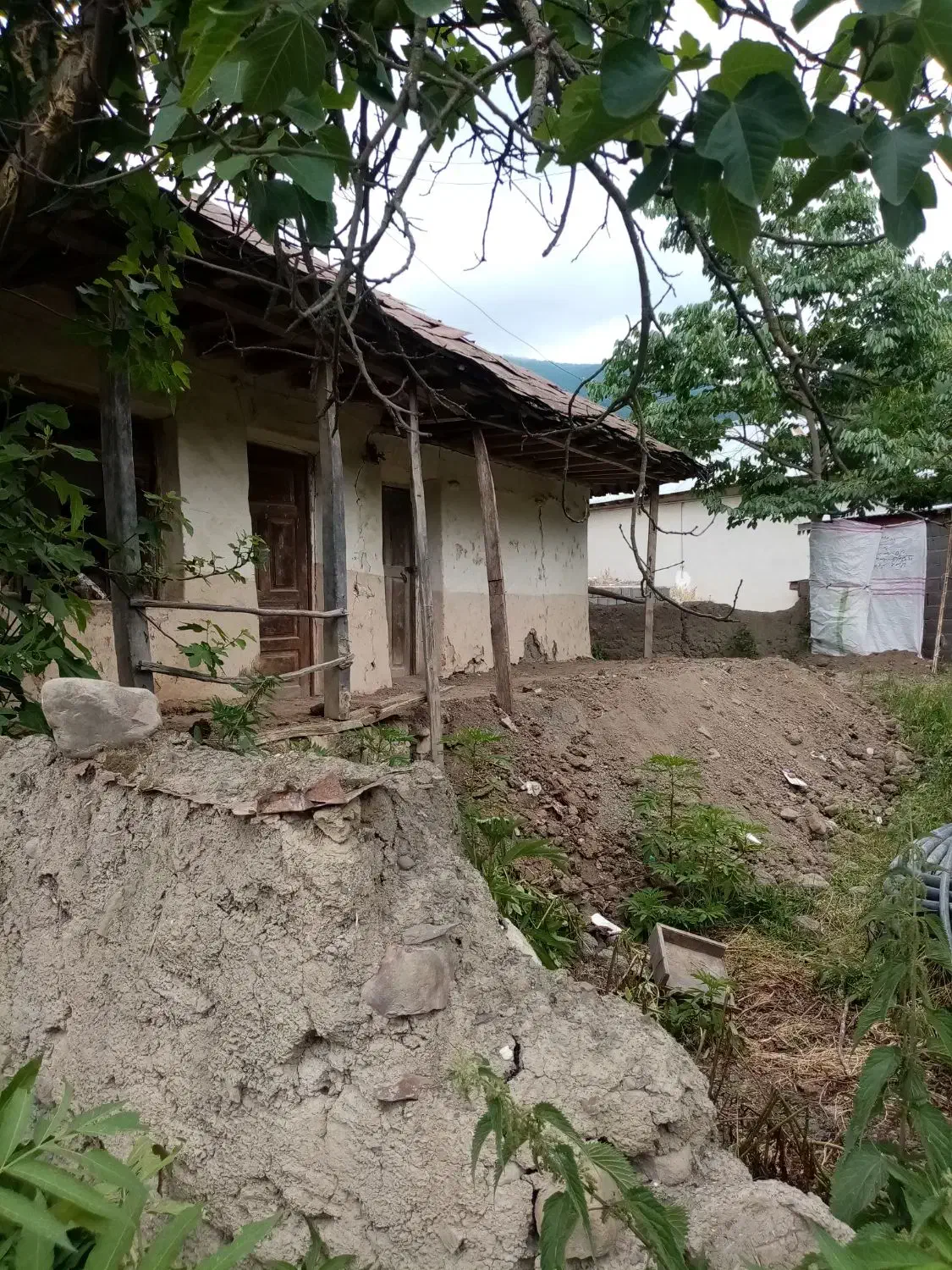 112 متر زمین با خانه کلنگی|فروش زمین و ملک کلنگی|آلاشت, |دیوار